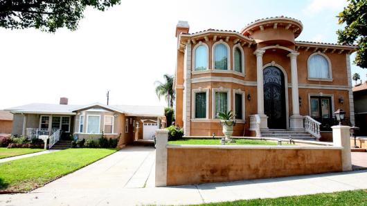 burbankteardownmcmansion2013